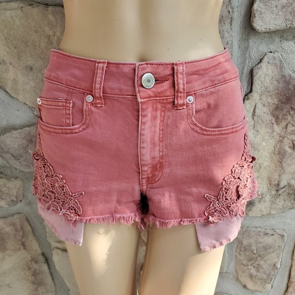 AMERICAN EAGLE | Floral High Rise Festival Shorts